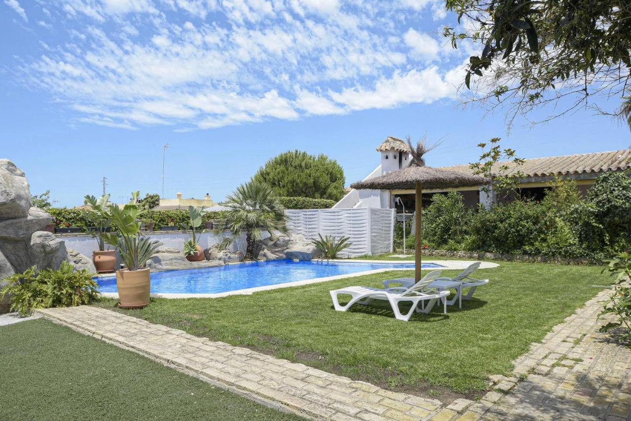 Finca Abril 2 Piscina Compartida Villa Roche Bagian luar foto